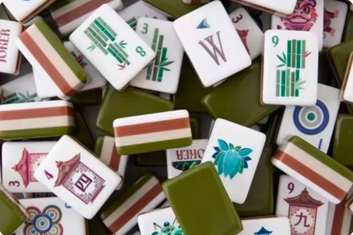 Olive Club Edit detail